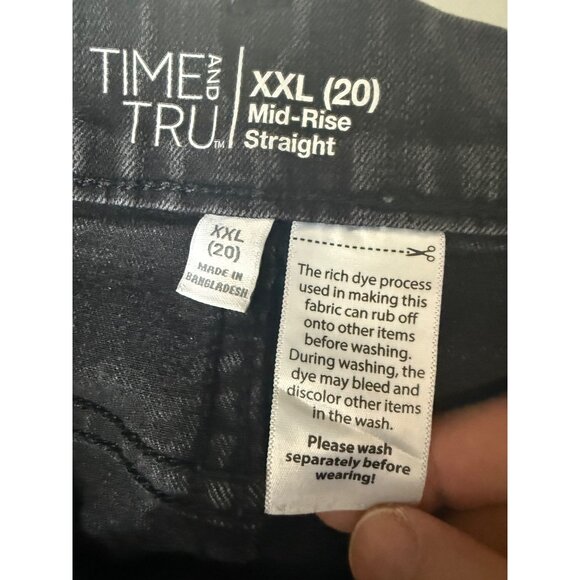 Time and Tru Jeans Womens Plus Size XXL (20) Black Pull On Stretchy Straight - Picture 4 of 7
